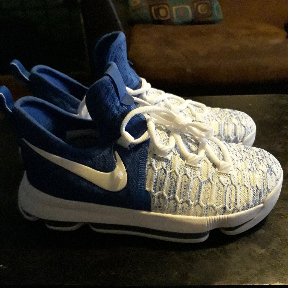 Nike Kd royal blue and white